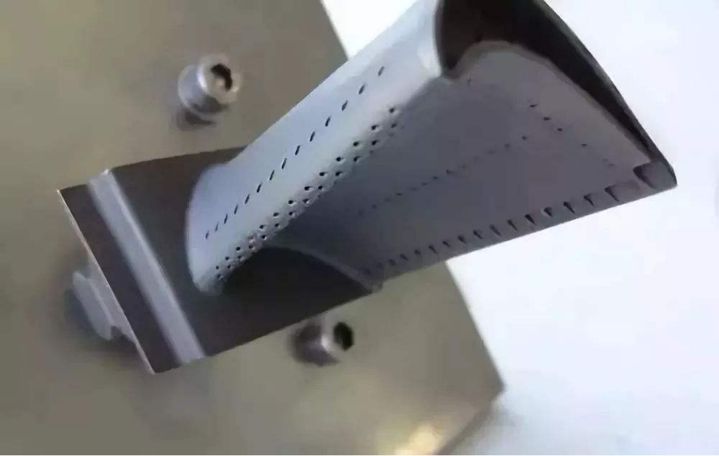 徐州液态磨粒流应用案例-叶片气膜孔抛光