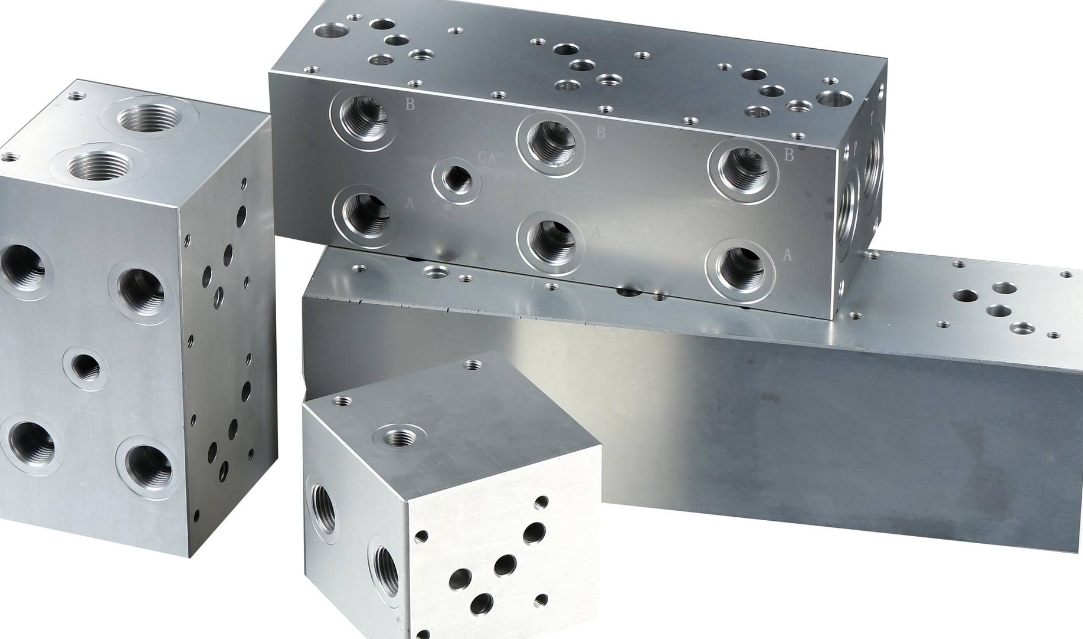 徐州从加工原理到应用效果：挤压衍磨机与传统珩磨机的区别