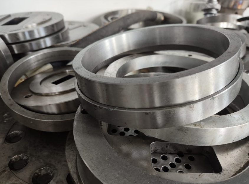 徐州磨粒流技术：模具型腔镜面加工的关键助力